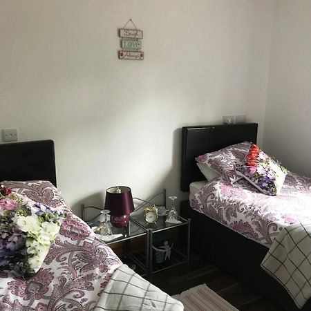Appartamento Pat'S Place Ballaghaderreen Esterno foto