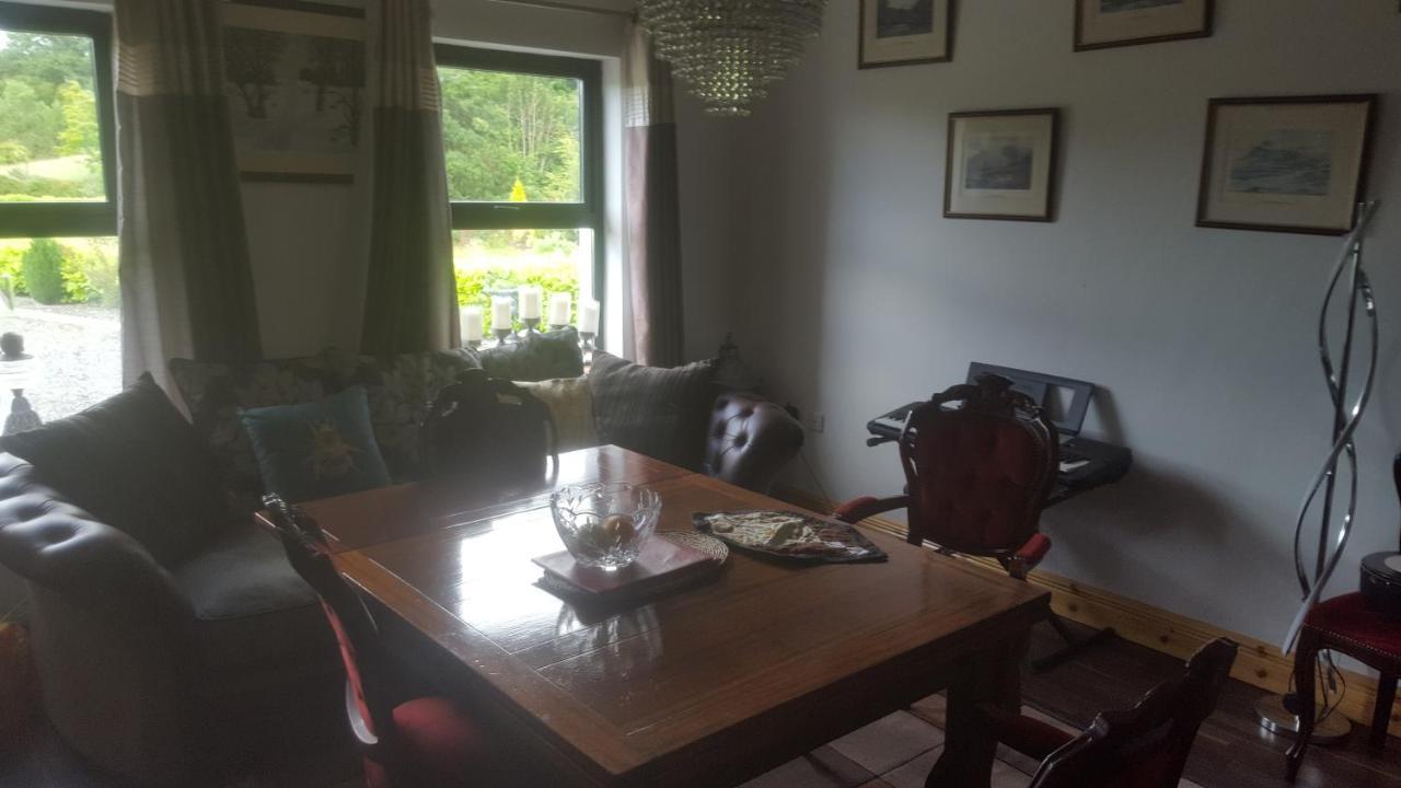 Appartamento Pat'S Place Ballaghaderreen Esterno foto